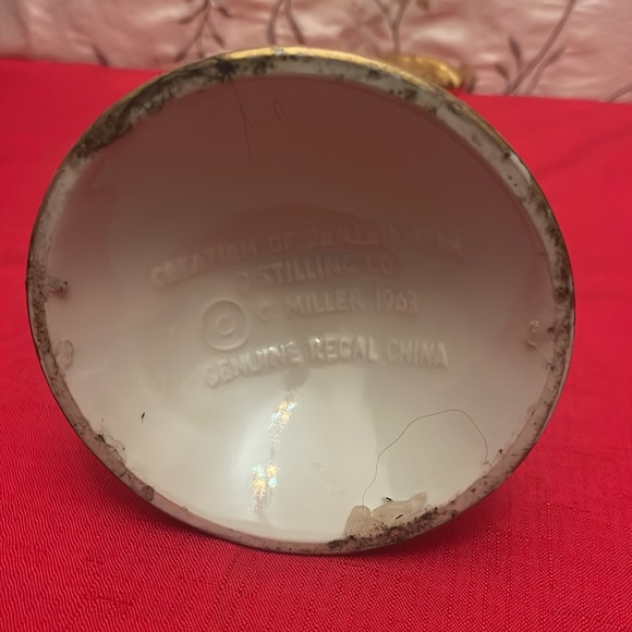 Jim Beam ( EMPTY) Decanter - Picture 6 of 7